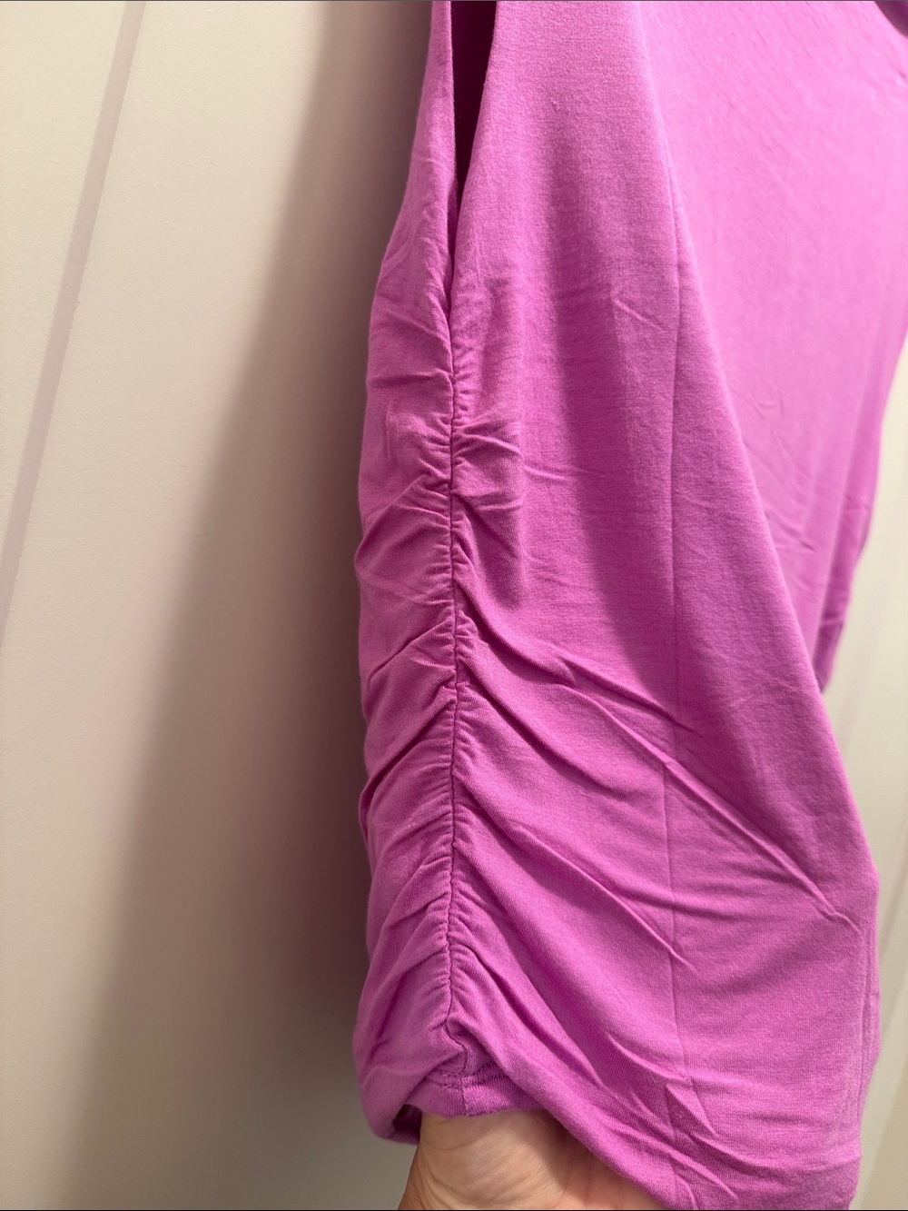 🆕 Zenana Outfitters Purple Sleeveless Tank w Rouching. L. NWOT!🎉 - Picture 4 of 4